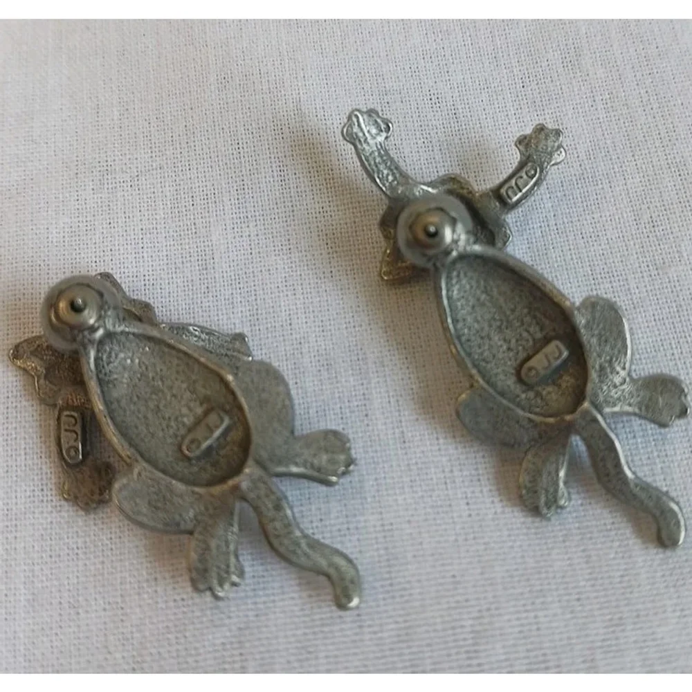 Jonette Jewelry Silver Pewter Cat Pierced Earrings